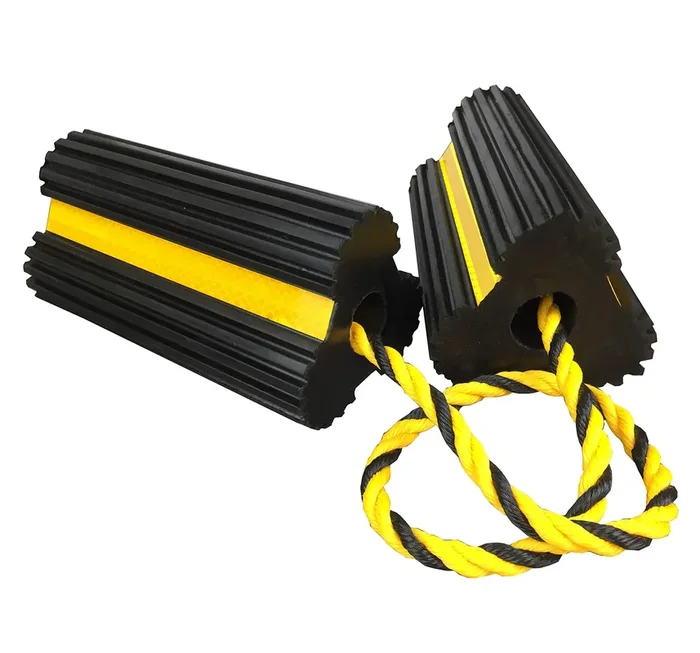 Hoxwell Heavy Duty Rubber Dual Wheel Chocks, Rv Non Slip Wheel Stoppers With Nylon Rope Yellow Reflective Tape, Wheel Block For