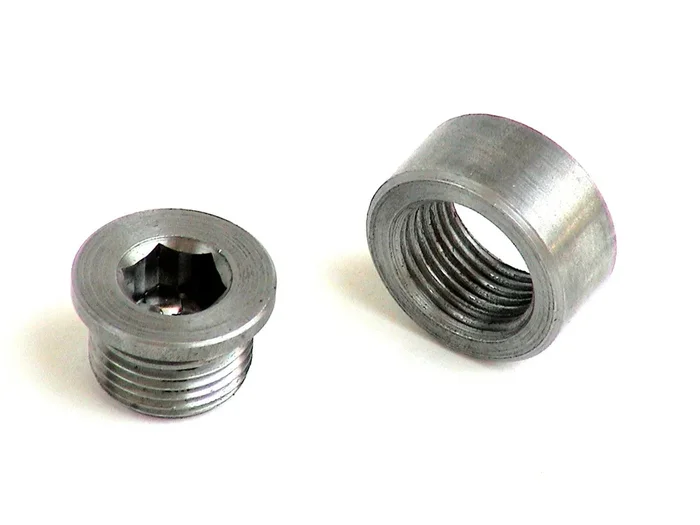 Innovate Motorsports 3736 1/2 inch Stainless Steel Bung and Plug Kit