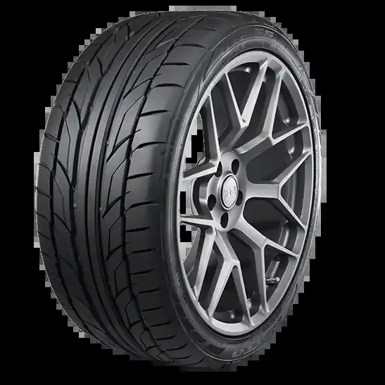 Nitto NT555 G2 265/35ZR20